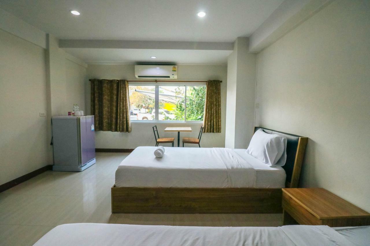 Dd Place Suphanburi Eksteriør billede
