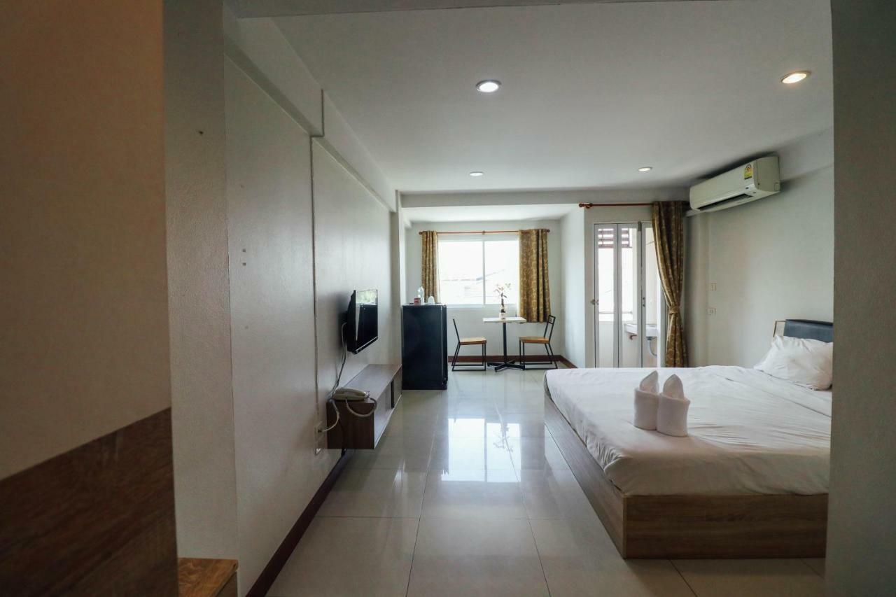Dd Place Suphanburi Eksteriør billede