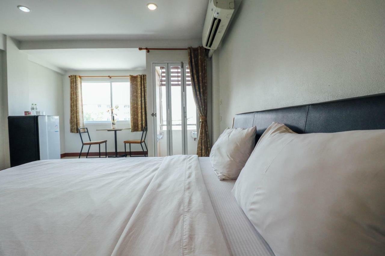 Dd Place Suphanburi Eksteriør billede