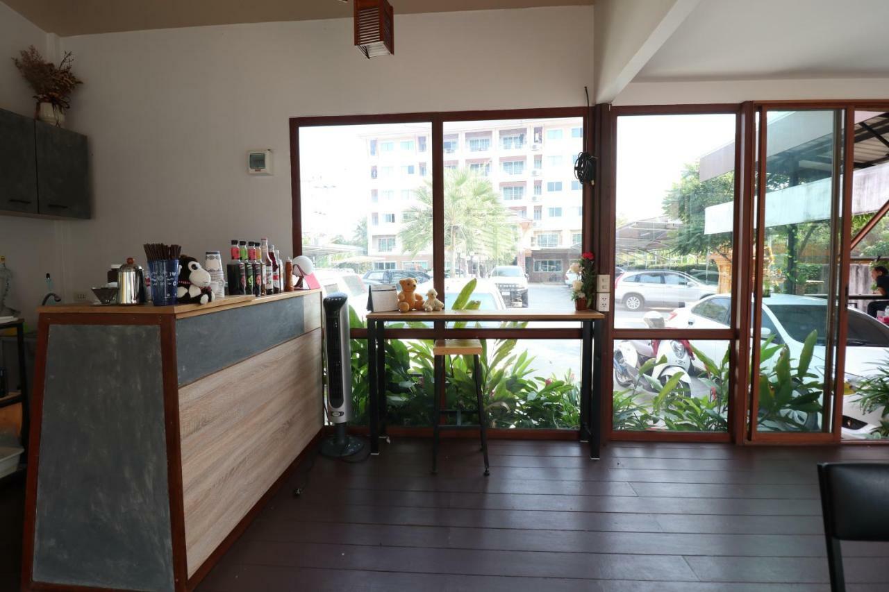 Dd Place Suphanburi Eksteriør billede